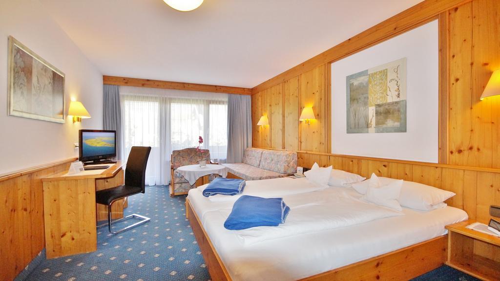 Hotel Schwarzenbergs Traube Glottertal Dış mekan fotoğraf