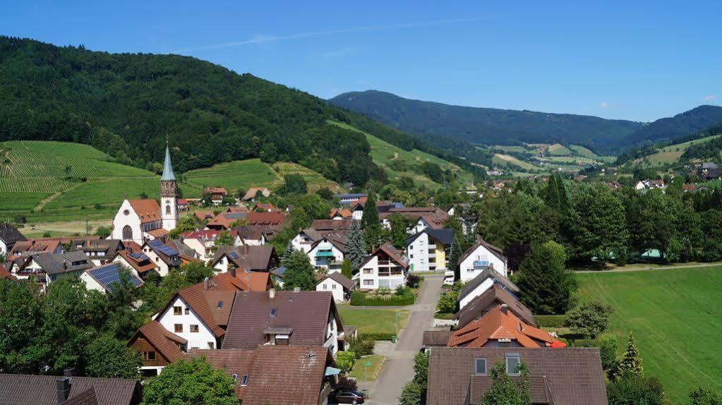 Hotel Schwarzenbergs Traube Glottertal Dış mekan fotoğraf